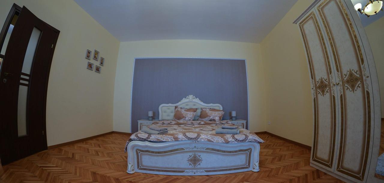 Apartment Luca Poarta Schei Braşov Eksteriør billede